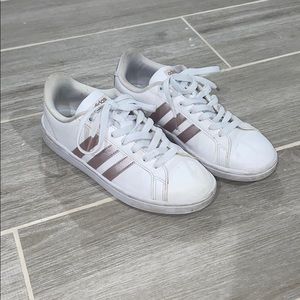 Adidas Cloud Foam Sneaker